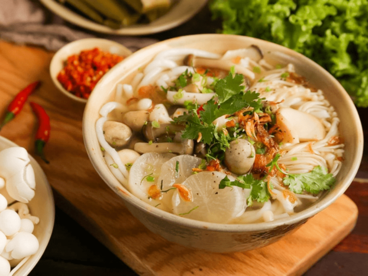 am-thuc-banh-canh-trang-bang