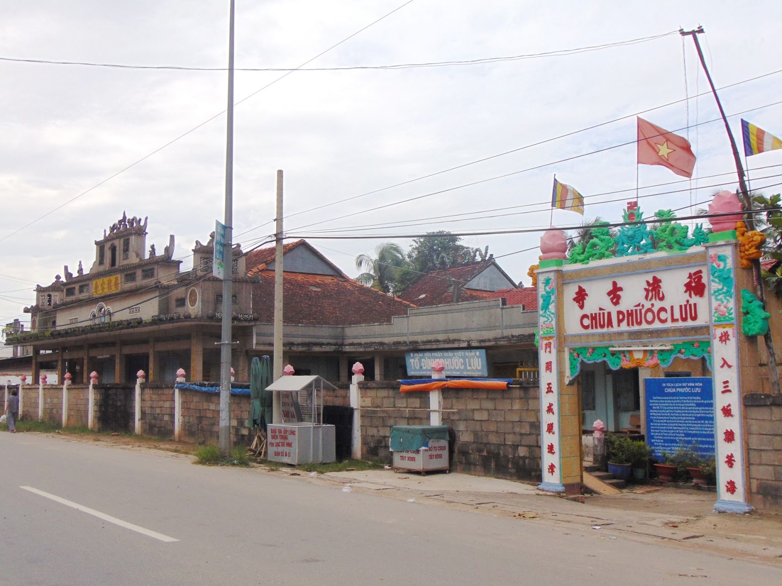 As one of the oldest ancient pagodas in Tay Ninh.