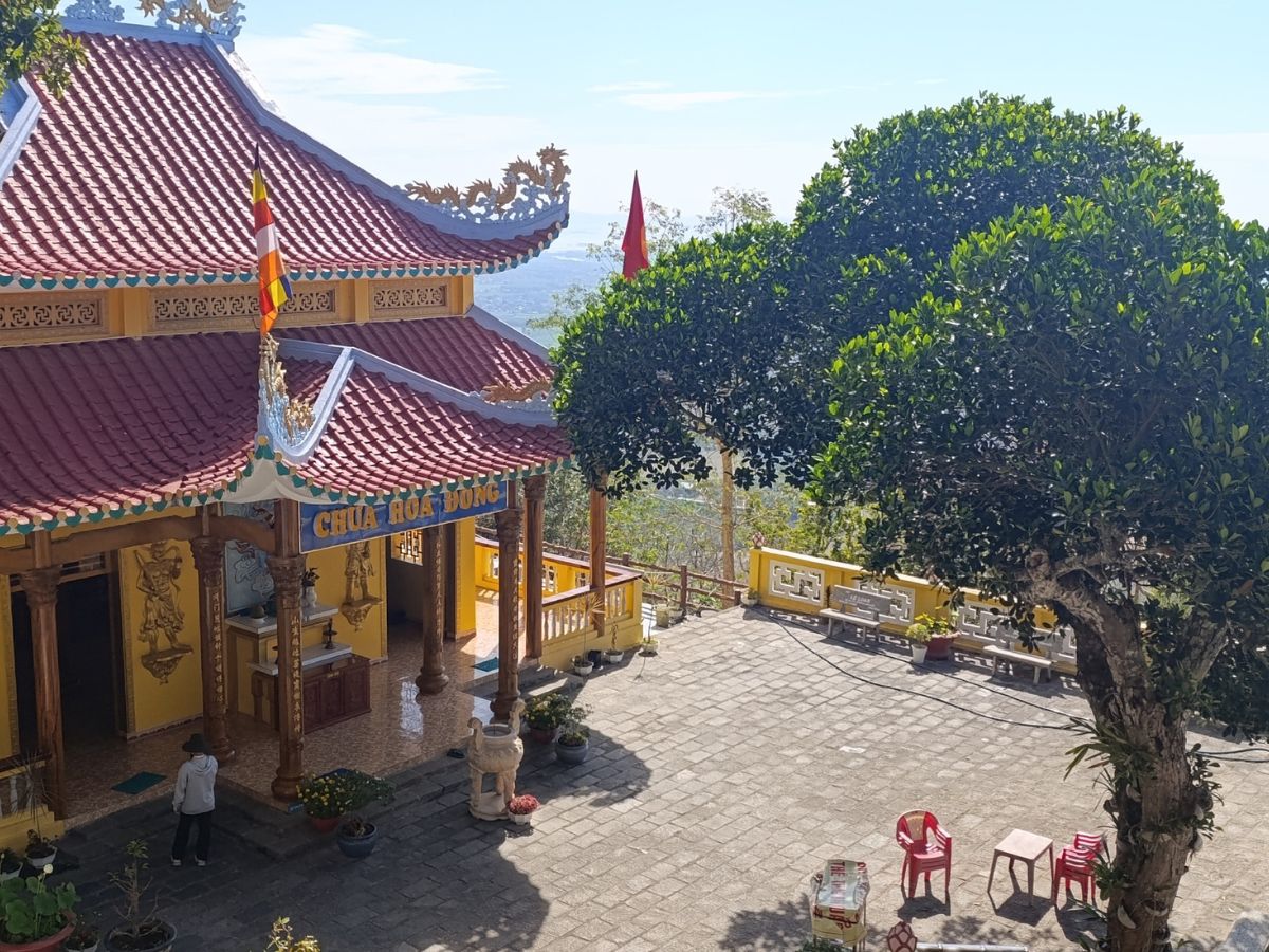 Chùa Hòa Đồng được phục dựng từ năm 2008 với sự chung tay góp sức của nhiều Phật tử. 