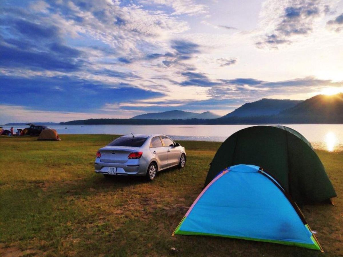 Di chuyển đến hồ Dầu Tiếng (Tây Ninh) bằng nhiều phương tiện