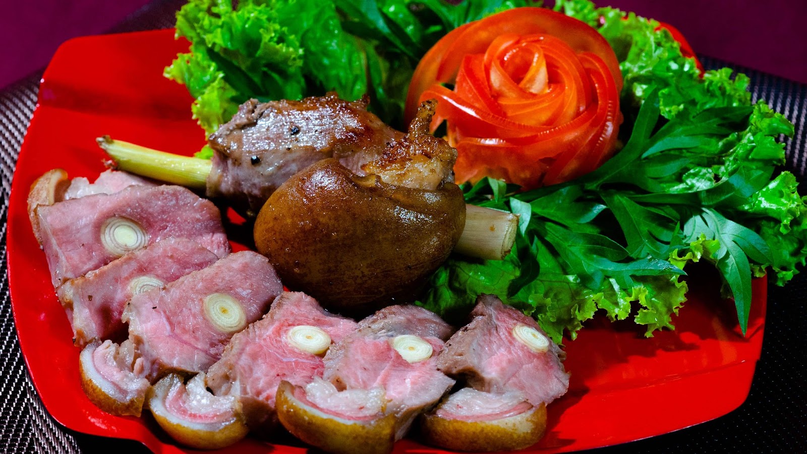 Sau Tam young beef specializes in serving fresh, delicious beef, prepared on-site.