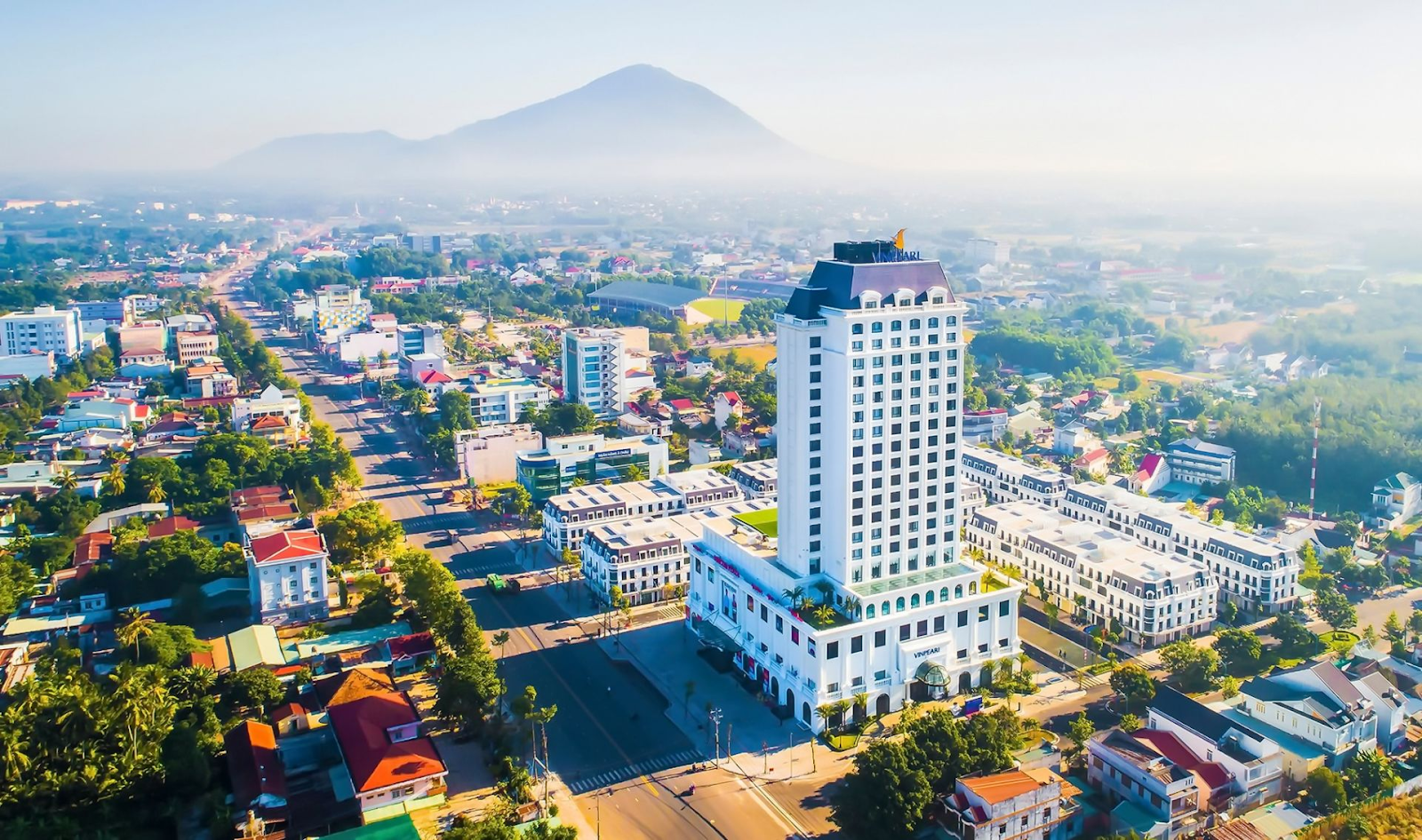 Tây Ninh là một tỉnh nổi bật với du lịch tín ngưỡng với bất kỳ mùa nào trong năm.