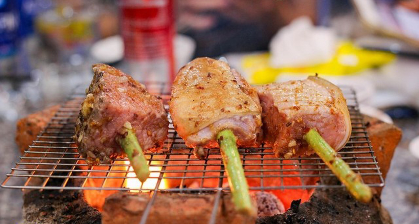 Món bò tơ thơm ngon thổi bùng vị giác cho những thực khách. 