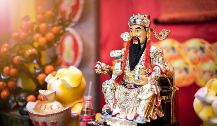 Ngày Thần Tài là một dịp để người ta cầu mong sự may mắn. 