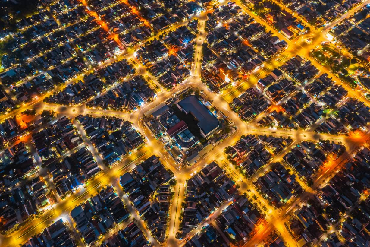 Chợ Long Hoa lung linh về ban đêm.