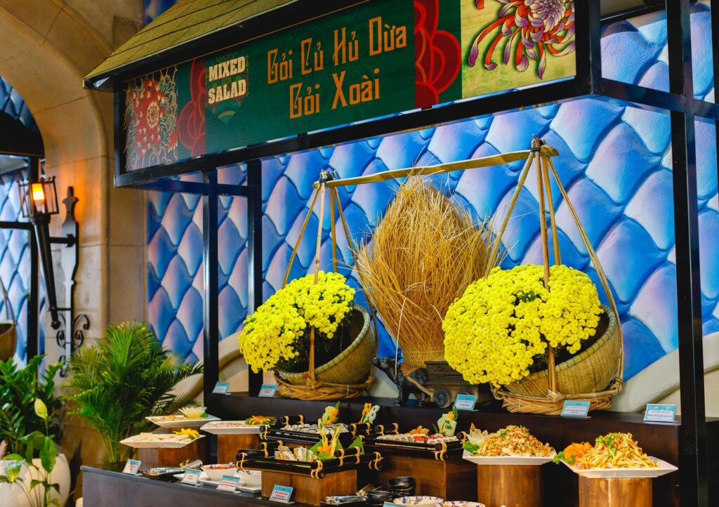 Buffet Vân Sơn mang đến nhiều sự lựa chọn đa dạng cho du khách. 