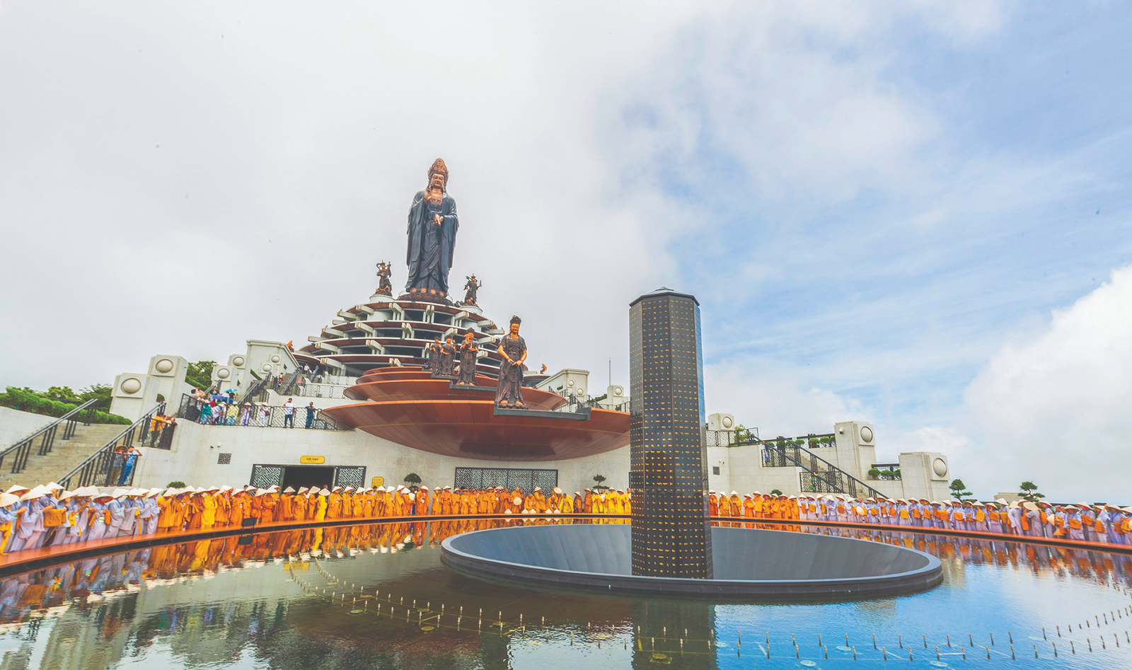 Ngôi chùa đóng góp vào sự phát triển du lịch tâm linh núi Bà Đen của tỉnh Tây Ninh. 