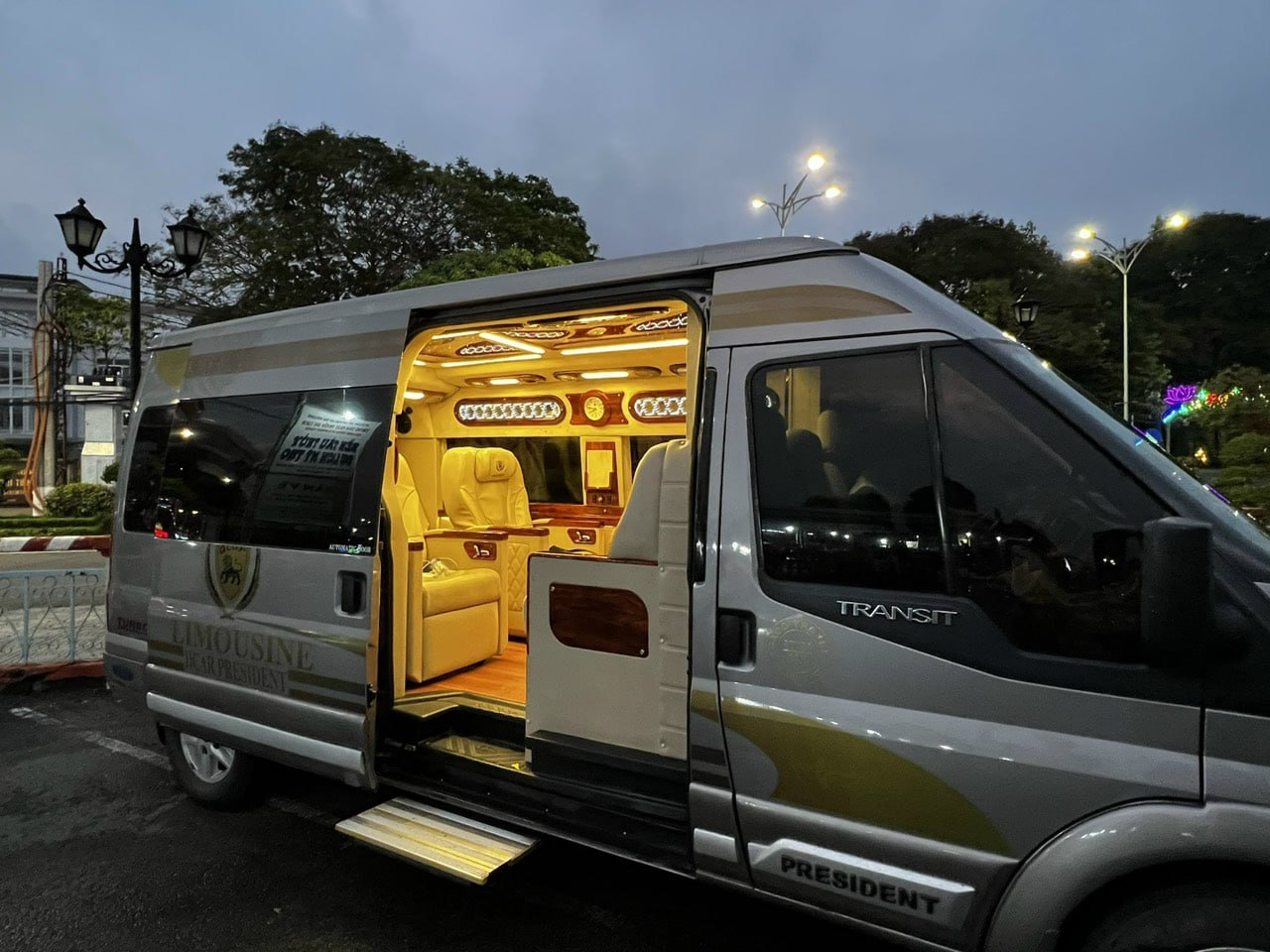 Đối với du khách từ TP. Hồ Chí Minh và miền Nam, xe khách là phương tiện lý tưởng nhất. 