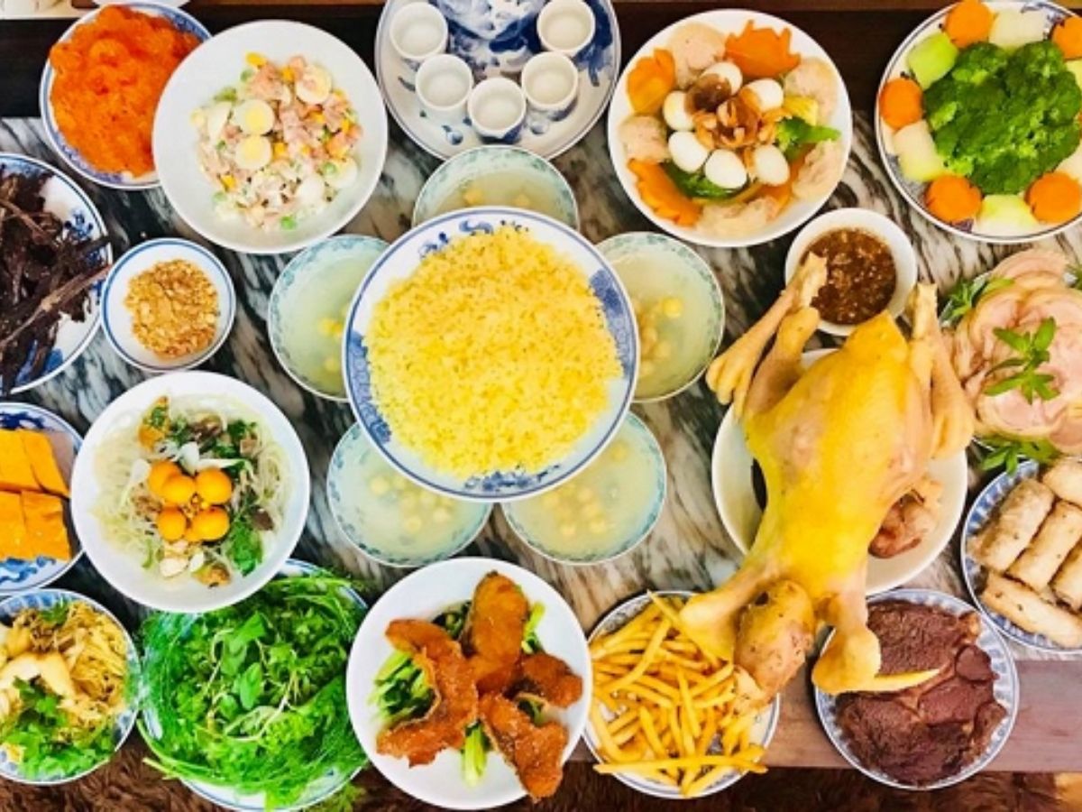 Mâm cỗ cúng gia tiên rằm tháng Giêng