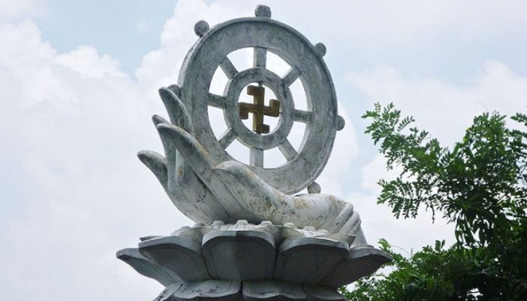 Bát Chánh Đạo là phát minh vĩ đại của Đức Phật, mở ra con đường trung đạo, tránh xa khổ hạnh cực đoan lẫn đam mê dục lạc.