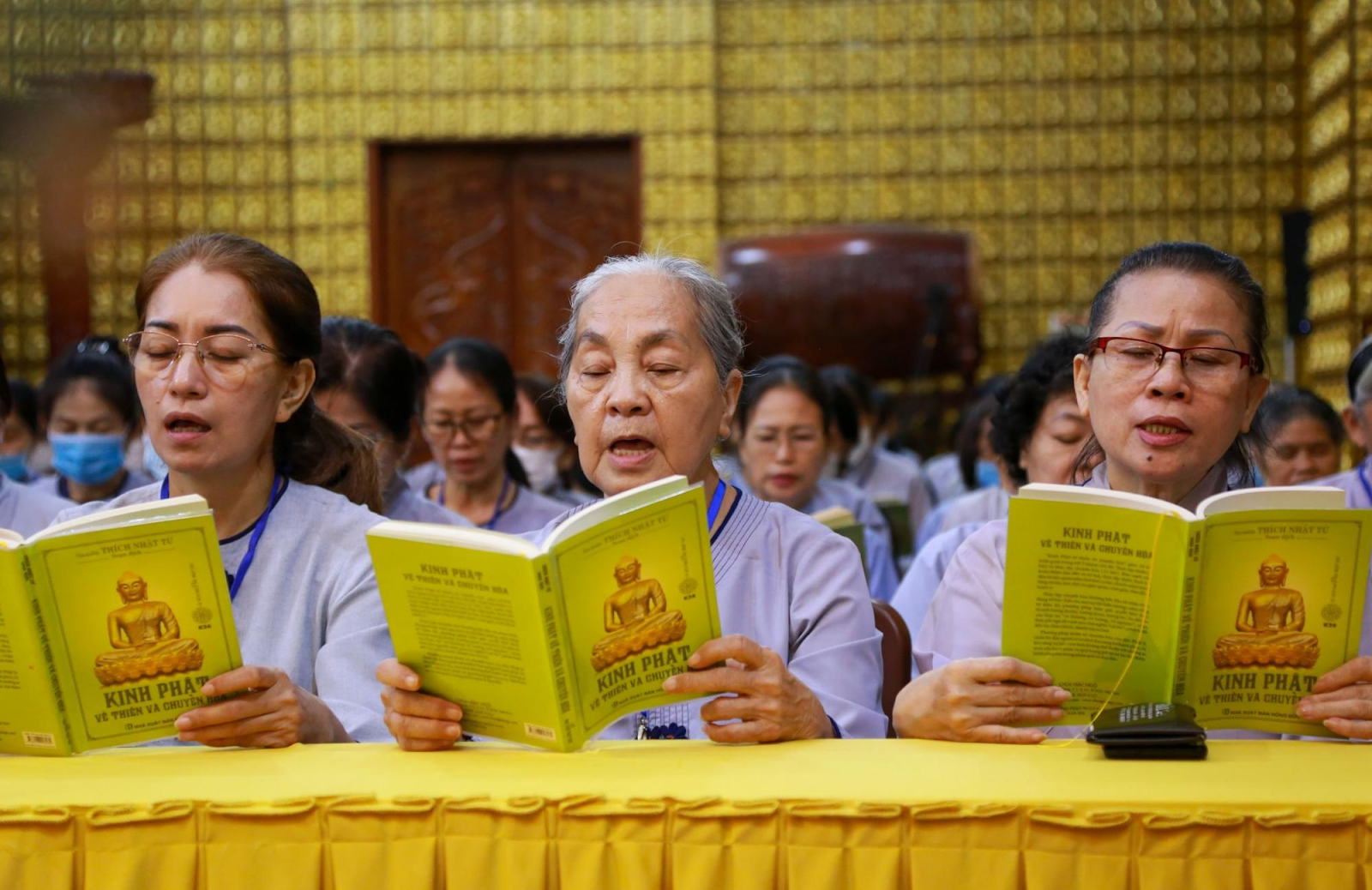 Phật pháp trong đời sống được ví như suối nguồn hạnh phúc không phụ thuộc vào ngoại cảnh bởi nó dạy cách tìm an lạc từ chính nội tâm.
