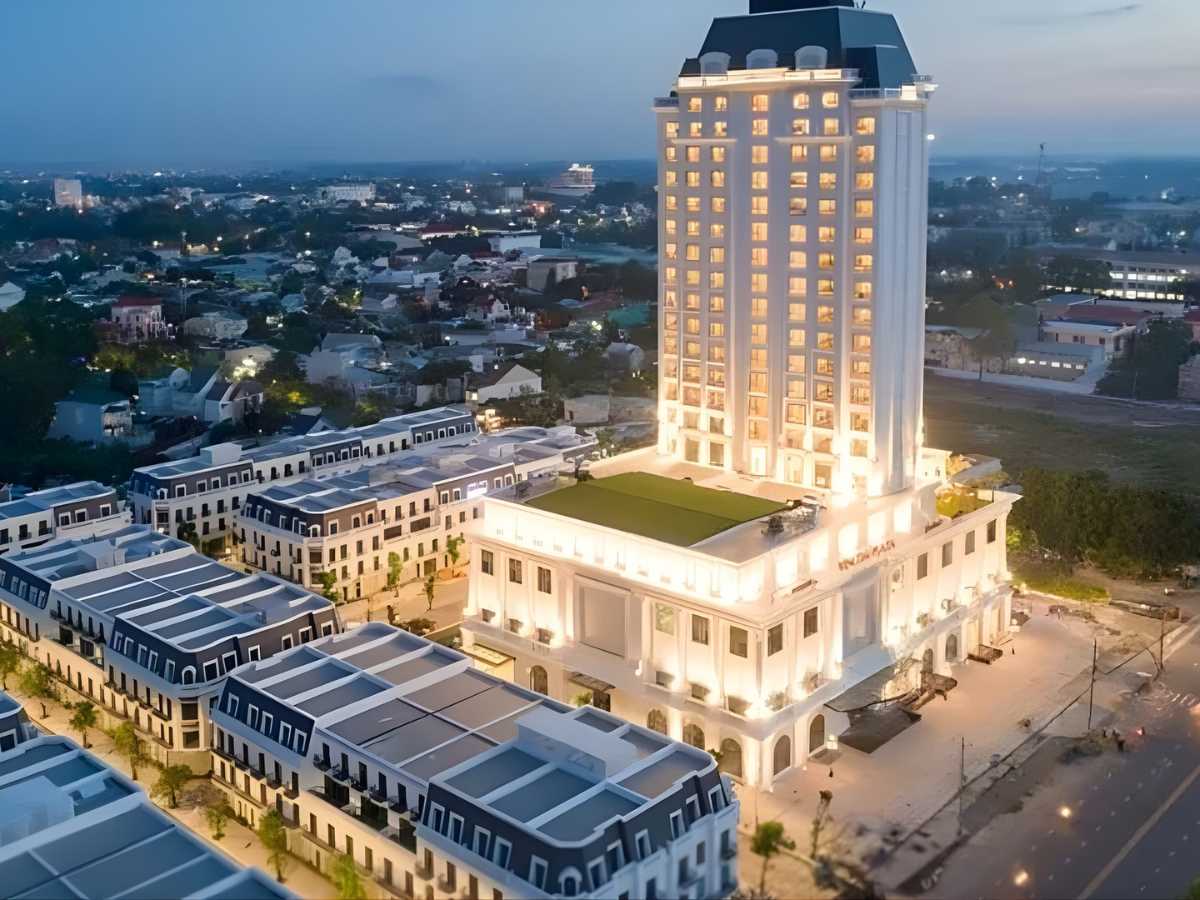 Lên kế hoạch di chuyển đến Núi Bà Đen sớm để có trải nghiệm trọn vẹn. 