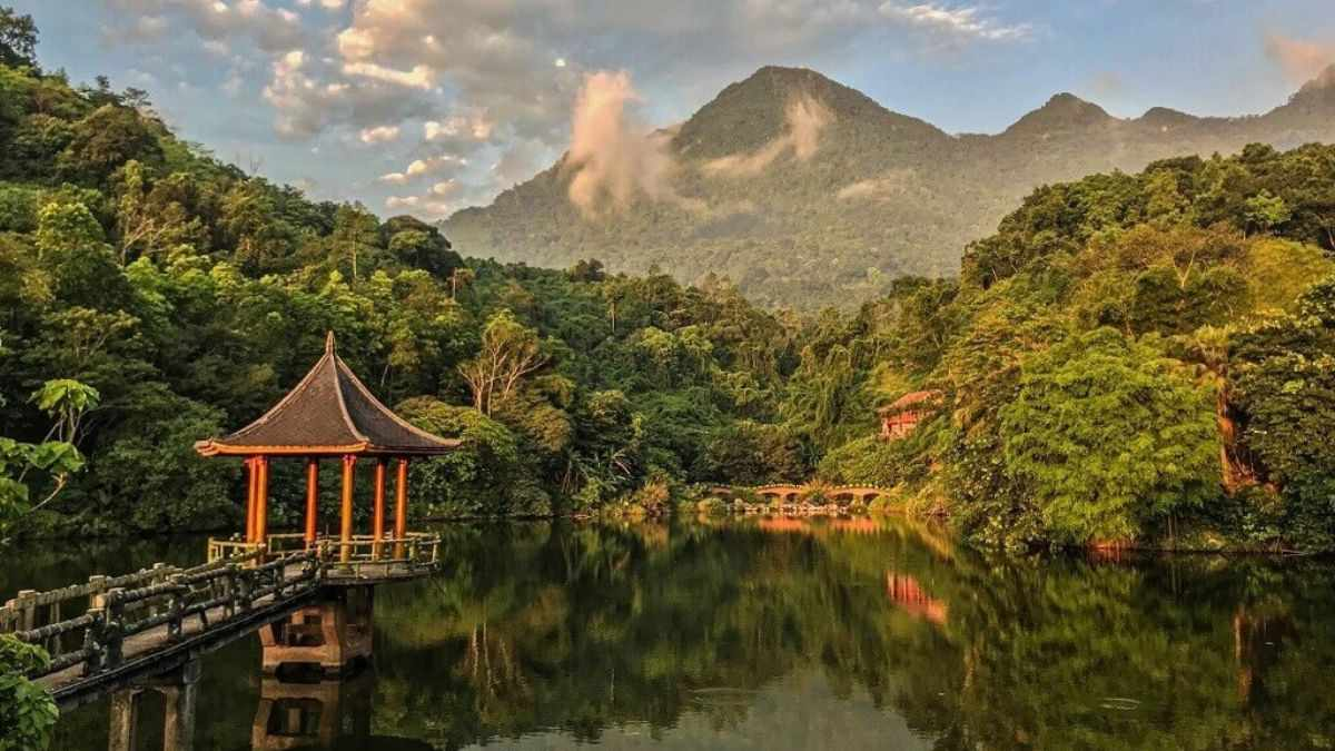 Truyền thống ngàn đời gắn liền niềm tin phong thủy.