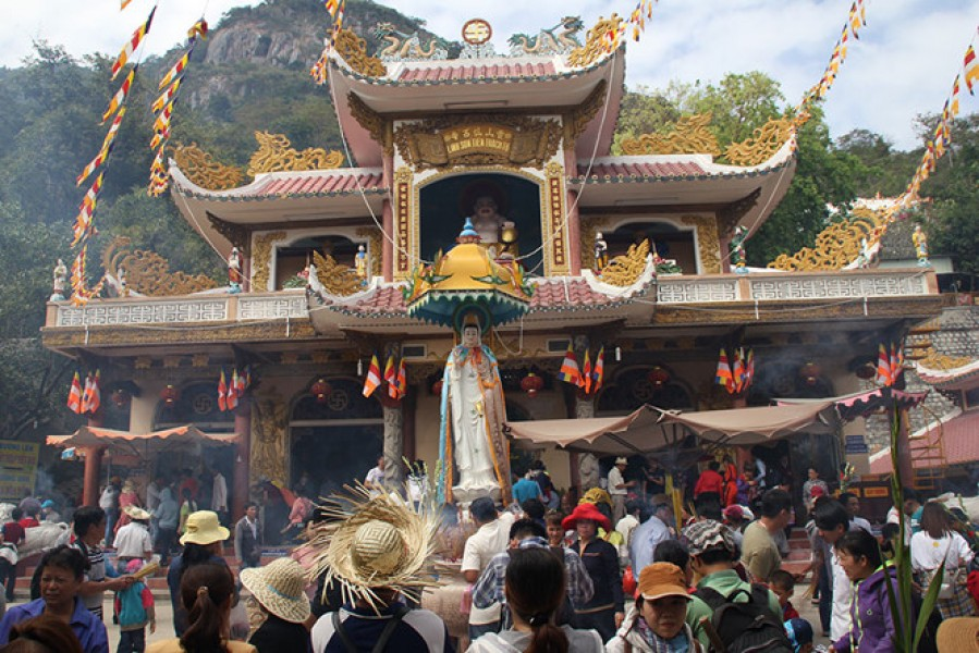 Người dân Nam bộ rất tôn sùng Linh Sơn Thánh Mẫu