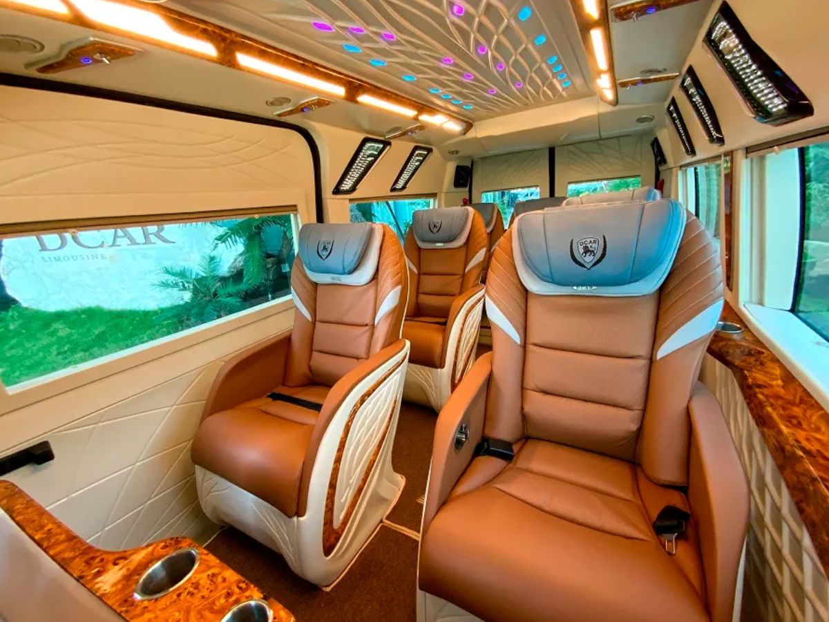 Khoang limousine tiện nghi cho hành trình TP.HCM đi Tây Ninh thoải mái. (Nguồn: Sưu tầm)&nbsp;