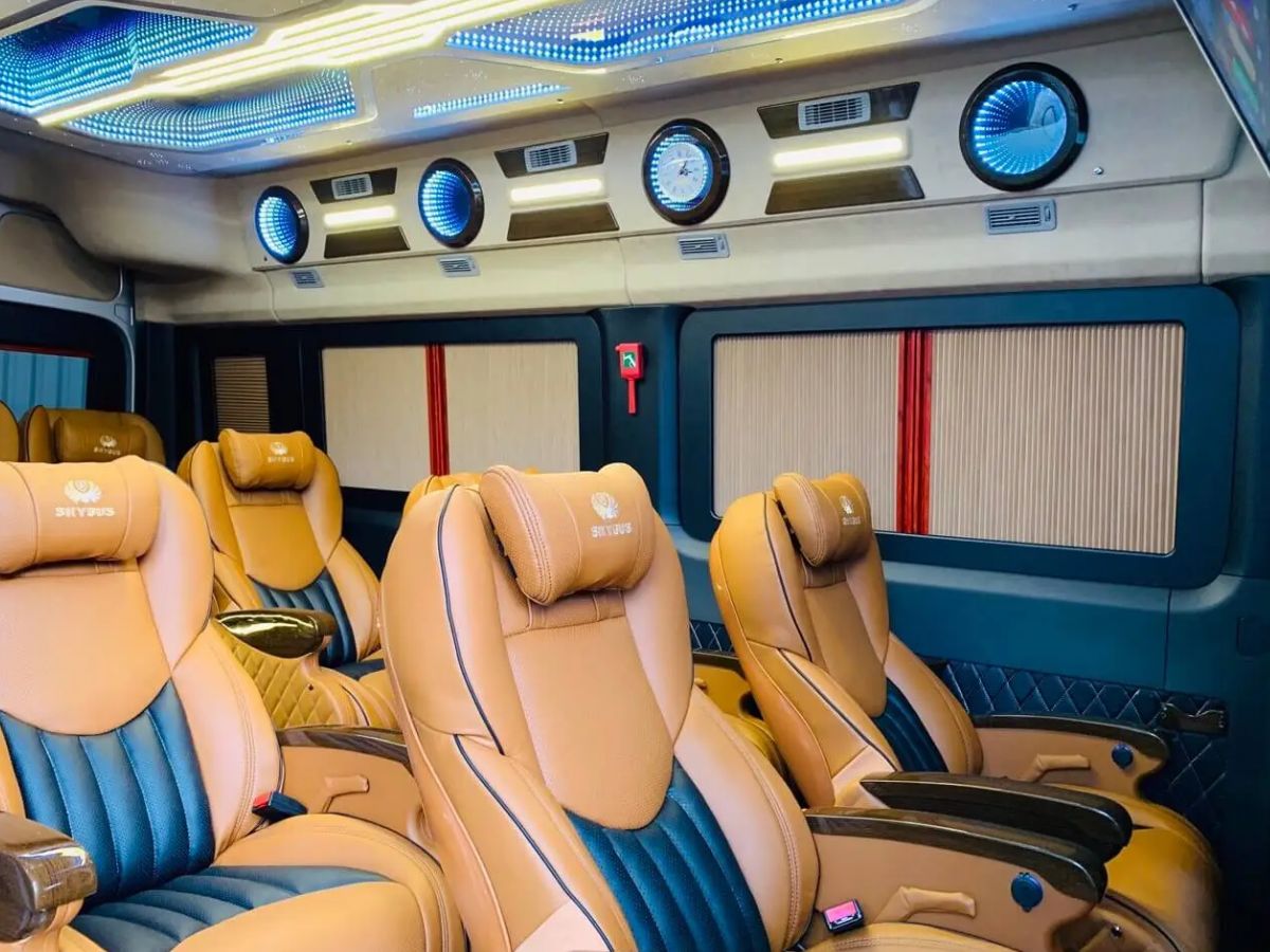 Không gian ghế limousine tiện nghi cho hành trình TP.HCM - Tây Ninh. (Nguồn: Sưu tầm)