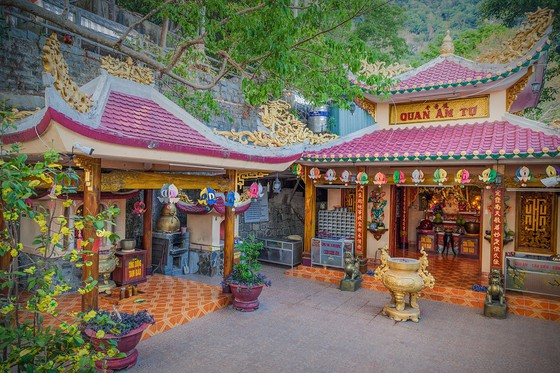 Không gian thờ tự tại chùa Quan Âm