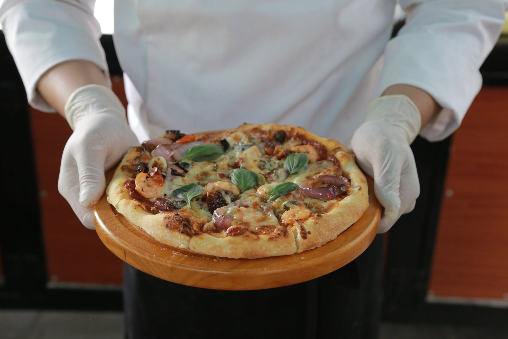 Những chiếc pizza được làm thủ công chuẩn vị quốc tế tại núi Bà Đen