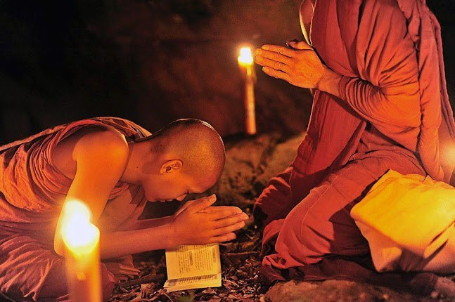 Nhân quả giúp con người biết nhìn lại bản thân và thay đổi tích cực hơn