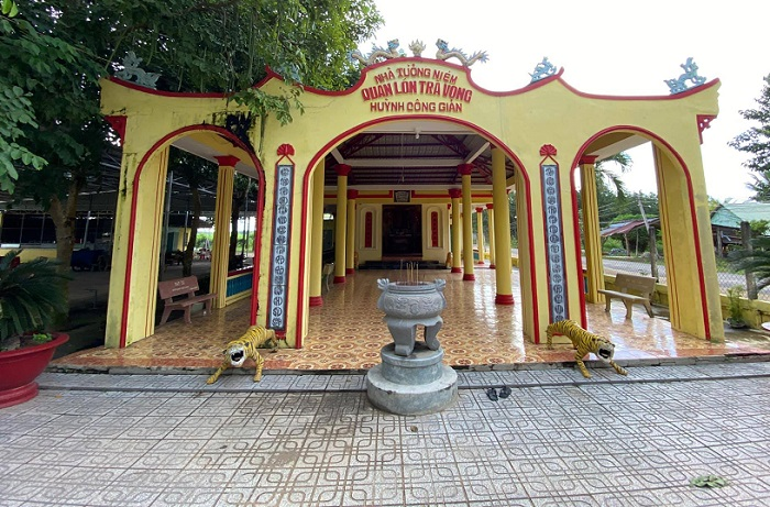 Cần phải lưu ý trang phục khi tham quan ngôi đền. (Nguồn: Sưu tầm)