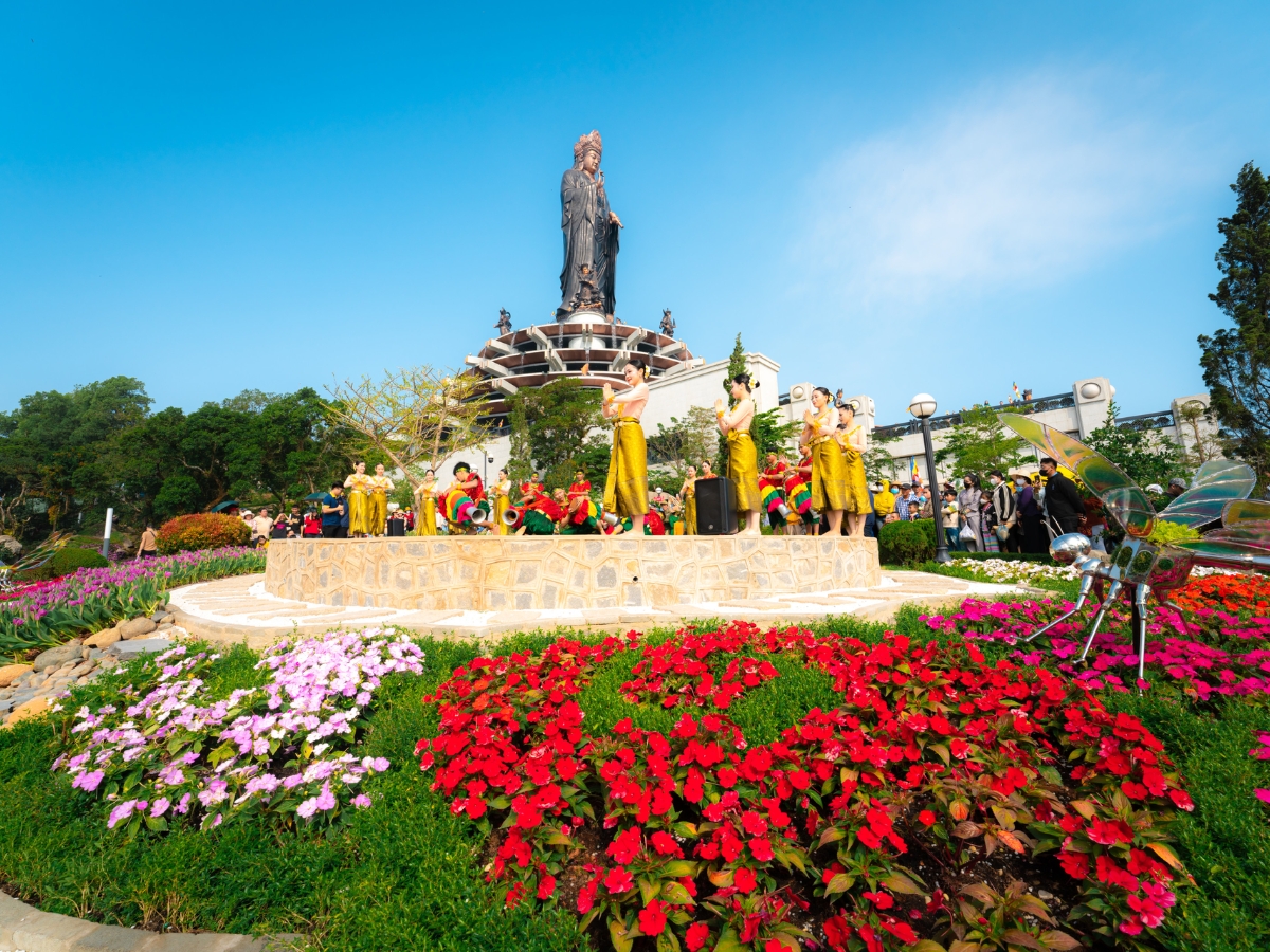 Không gian cảnh quan tại đỉnh núi Bà Đen. (Nguồn: Sưu tầm)