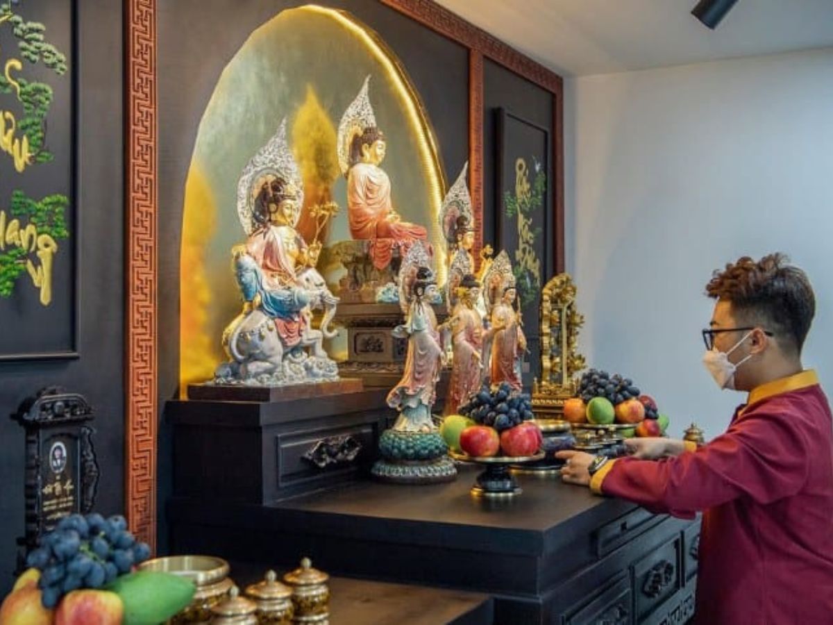 Bao sái bàn thờ hướng tâm về điều thiện lành. (Nguồn: Sưu tầm)