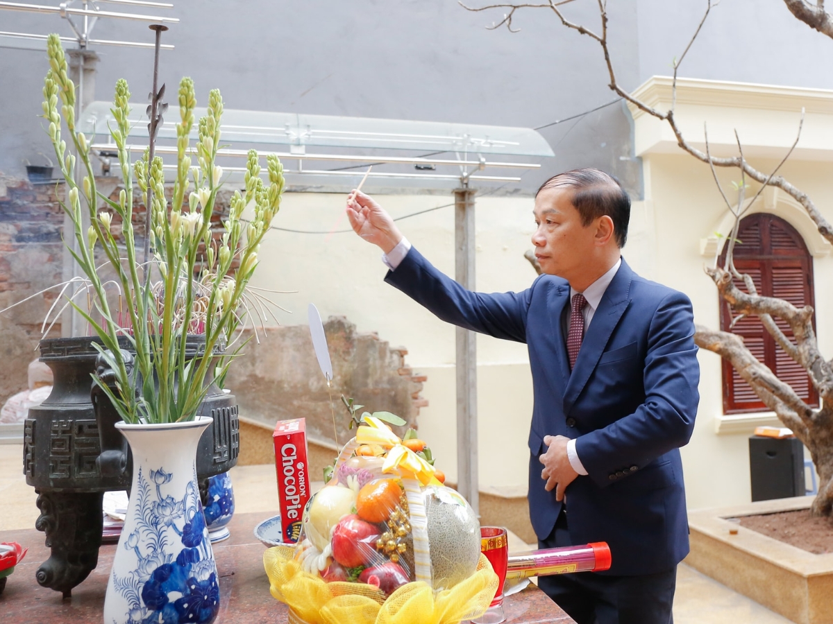 Yếu tố quan trọng nhất trong lễ cầu siêu là sự thành tâm và không khí trang nghiêm trong suốt buổi lễ. (Nguồn: Sưu tầm)&nbsp;