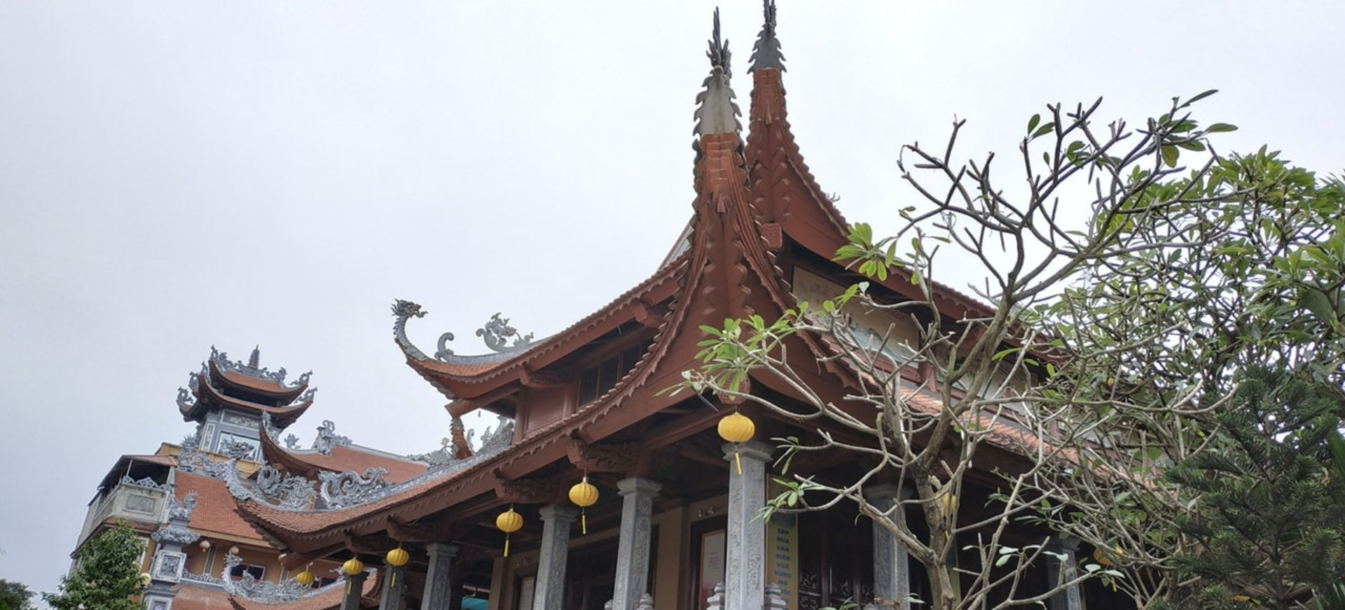 Chùa Pháp Vân – chốn cửa Phật thiêng liêng, bình yên giữa Hà Nội nhộn nhịp. (Nguồn: Sưu tầm)