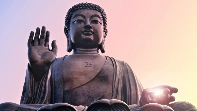 Sống với tự tánh thanh tịnh là giữ tâm bất động giữa dòng đời hối hả. (Nguồn: Sưu tầm)