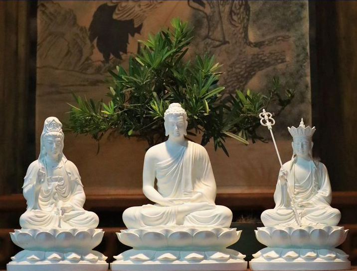 Tịnh độ hiện tiền là trạng thái tâm an lạc và thanh tịnh ngay trong đời sống hiện tại. (Nguồn: Sưu tầm)