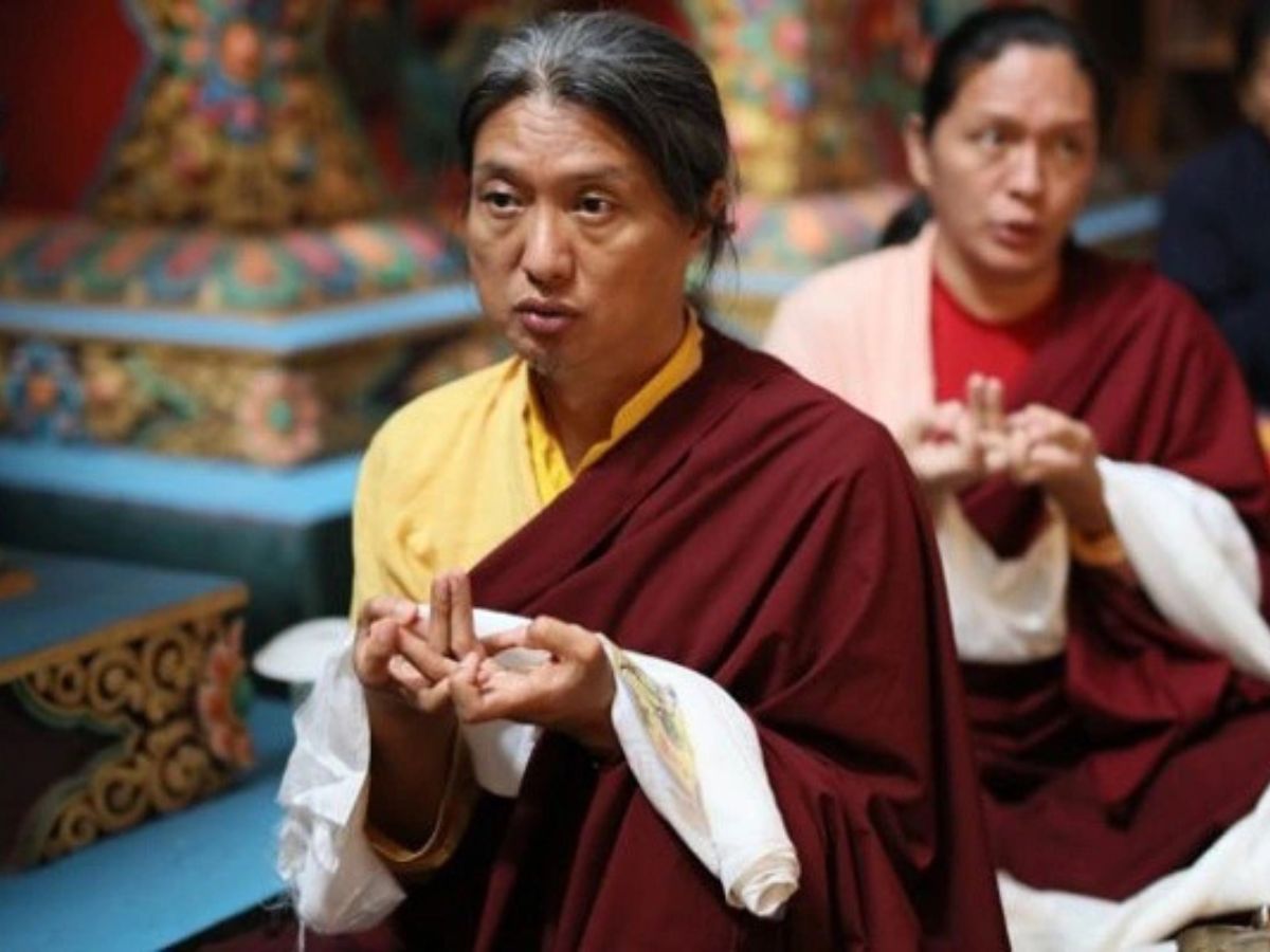 Các thủ ấn Mudras tính ghi dấu và dẫn hướng cho thân và tâm. (Nguồn: Sưu tầm)