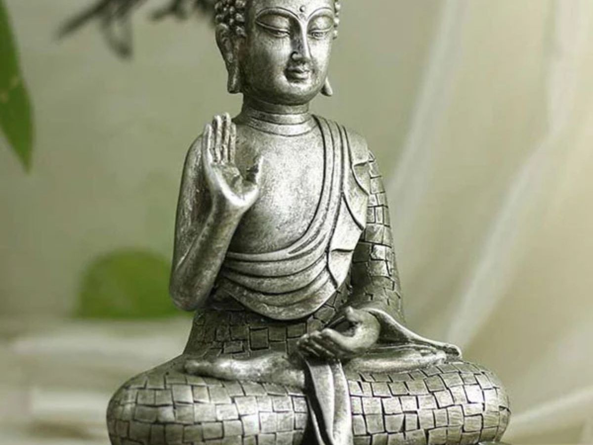 Hình ảnh Ấn Vô Úy Abhaya Mudra có tác động tích cực đến đời sống tinh thần của người tu học. (Nguồn: Sưu tầm)