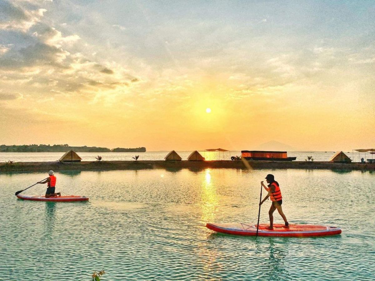 Giá thuê SUP khá linh động và tùy đơn vị cho thuê.