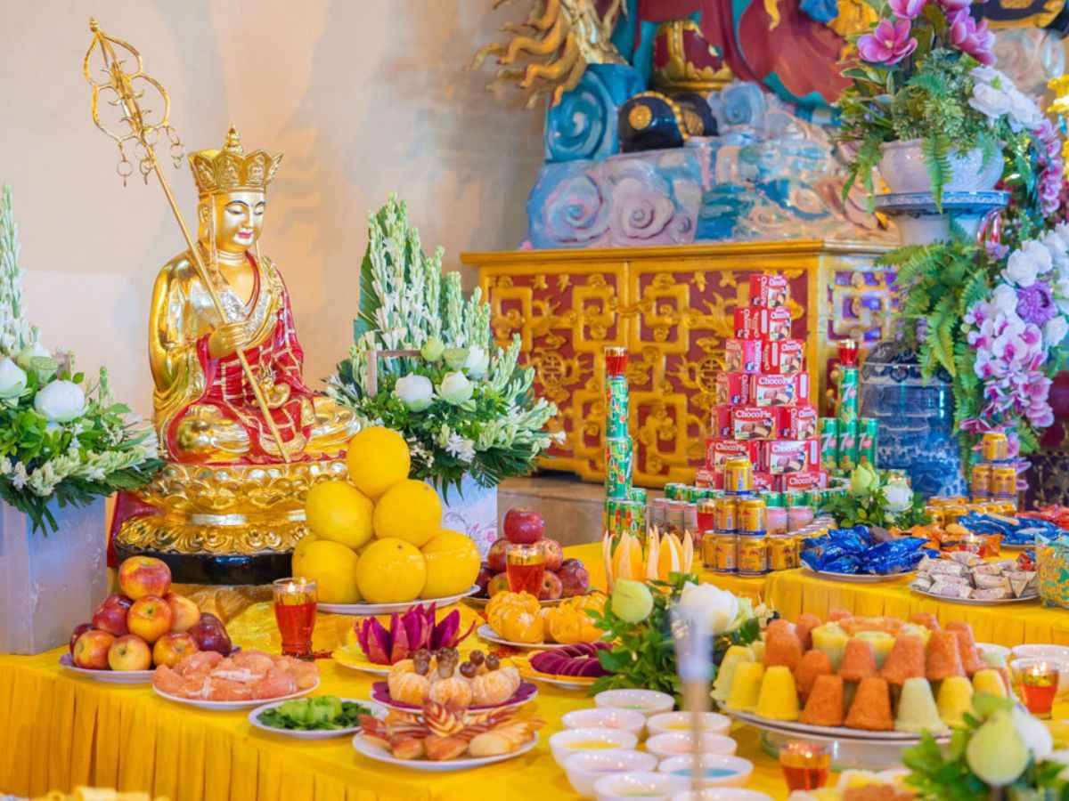 Mâm lễ cầu siêu giản dị, trọn vẹn lòng thành. (Nguồn: Sưu tầm)&nbsp;