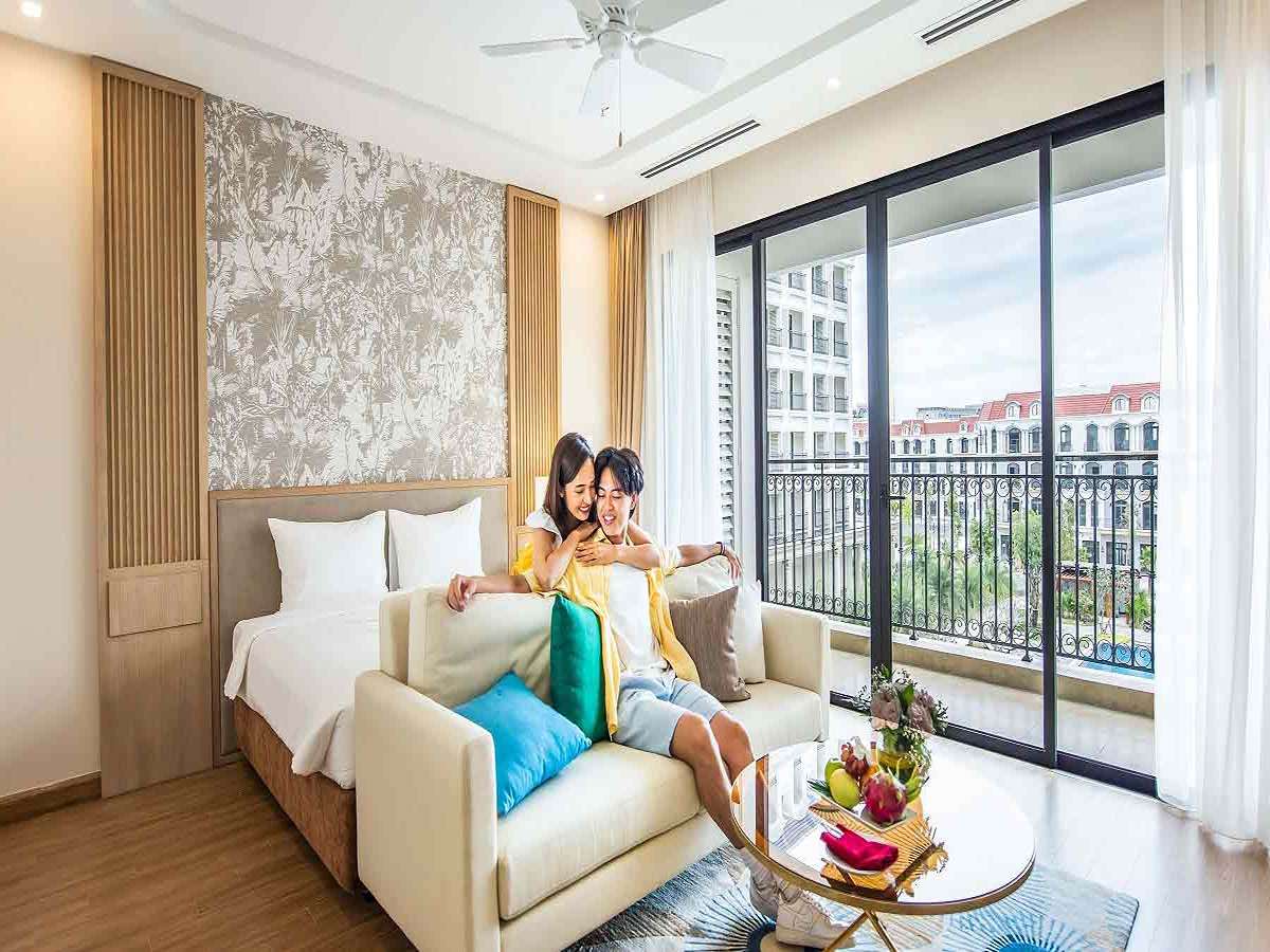 Đặt phòng khách sạn sớm để có trải nghiệm trọn vẹn nhất vào dịp lễ. (Nguồn: Sưu tầm)