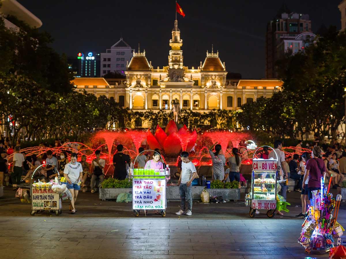 Phố đi bộ Nguyễn Huệ là một trong những điểm vui chơi được nhắc đến nhiều nhất mỗi dịp Trung thu. (Nguồn: Sưu tầm)&nbsp;