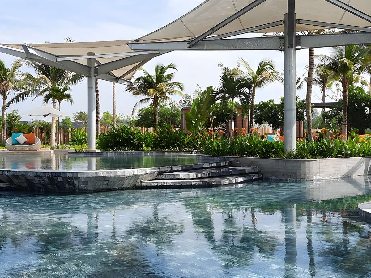 Hồ tắm khoáng nóng ngoài trời tại Minera Hot Springs Bình Châu. (Nguồn: Sưu tầm)