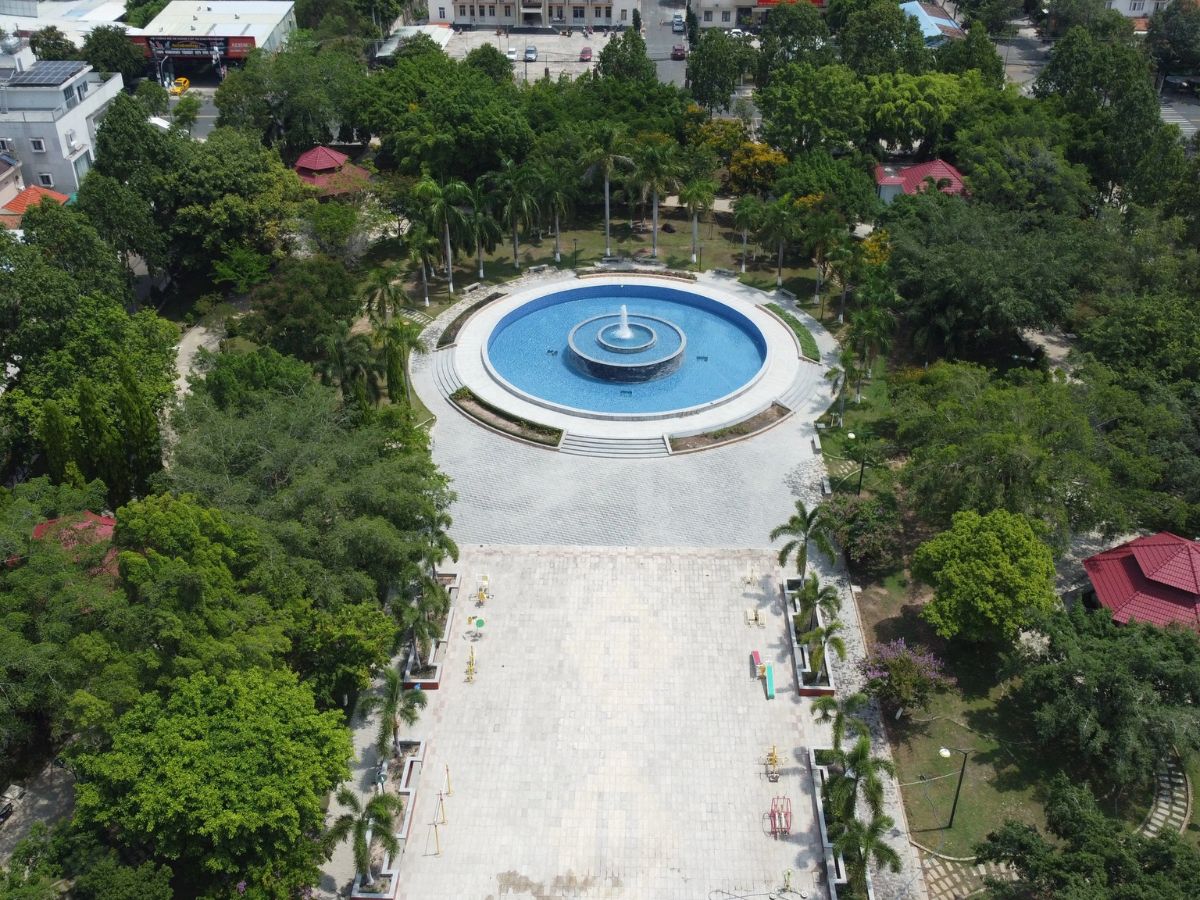 Công viên Xuân Hồng có quy mô lớn, với diện tích khoảng 8,2 ha. (Nguồn: Sưu tầm)