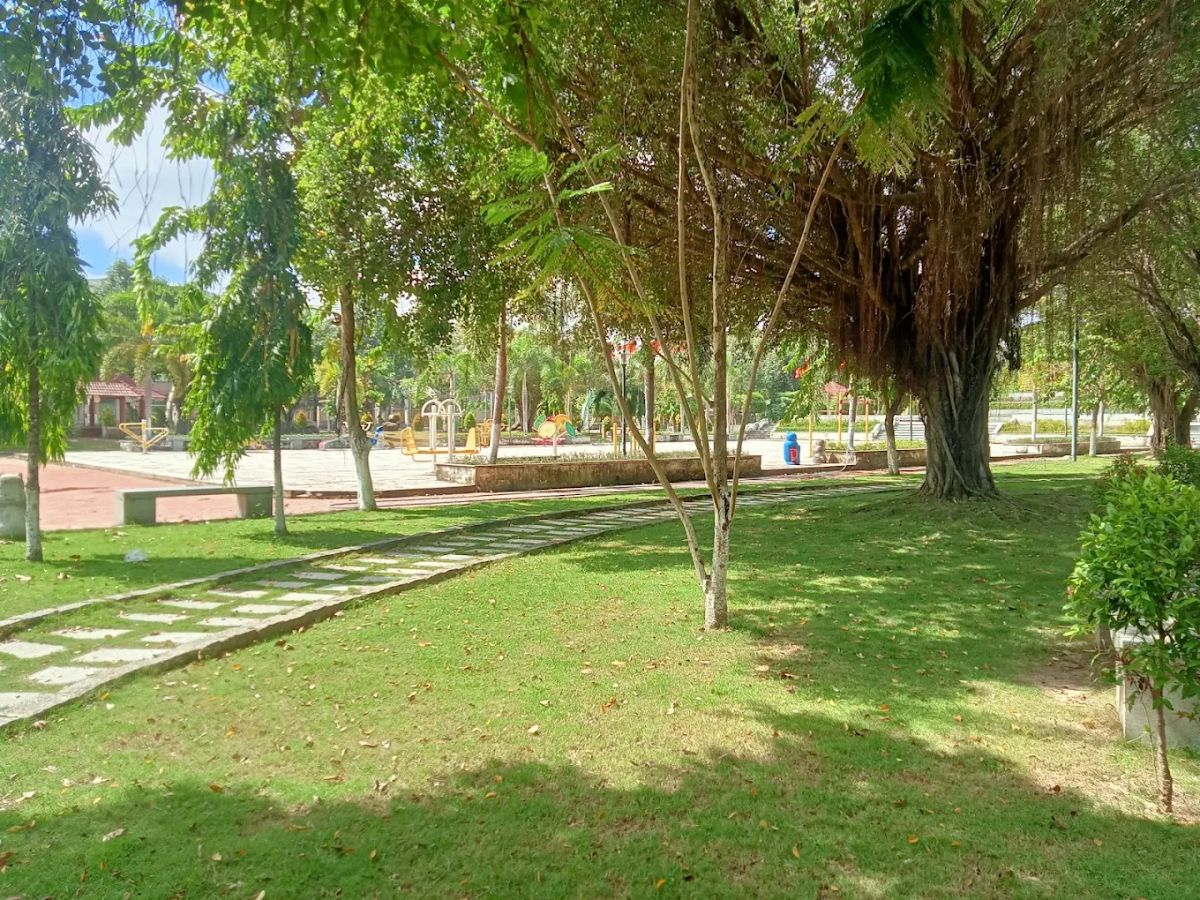 Du khách đến công viên vào sáng sớm hoặc chiều muộn, khi thời tiết dịu mát. (Nguồn: Sưu tầm)