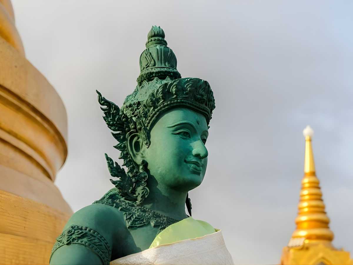 Giáo lý của Ngài tiếp tục được truyền lại thông qua cộng đồng tăng đoàn sau khi Ngài nhập Niết bàn