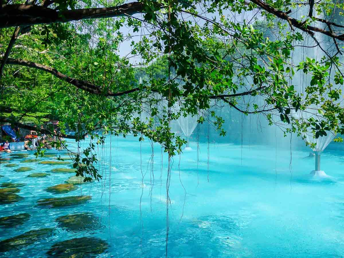 Du lịch 2 người gần Sài Gòn ưu tiên các địa điểm đi về trong ngày được để vẫn đủ trọn vẹn thời gian khám phá