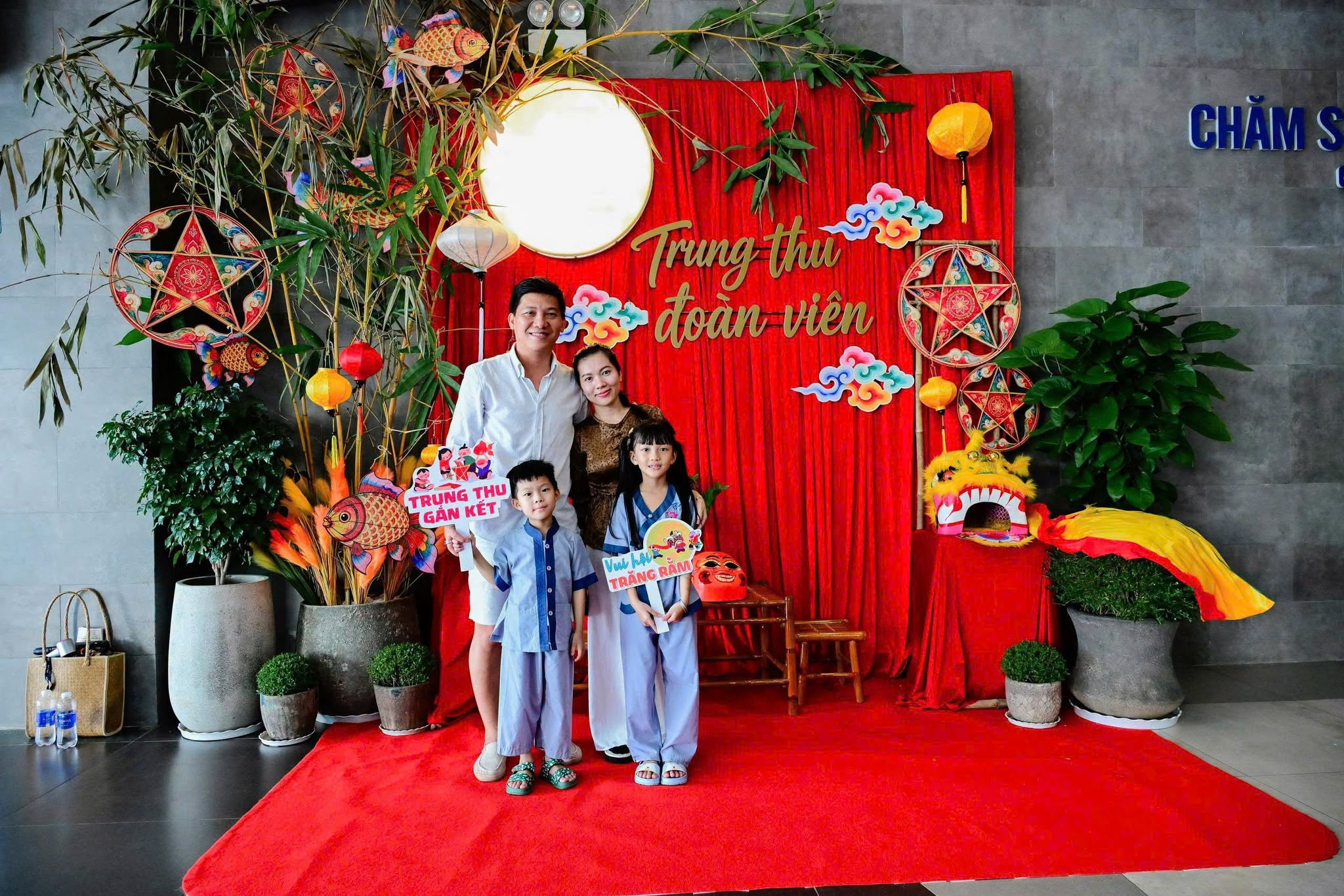Du khách kết hợp tham quan Núi Bà Đen dịp Trung thu