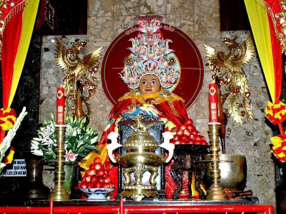Không gian thờ Thiên Y A Na tại miền Trung 