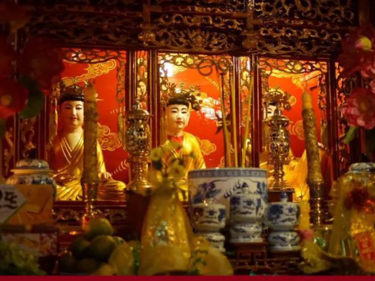 Ba vị Mẫu đại diện cho miền trời, núi rừng và sông nước